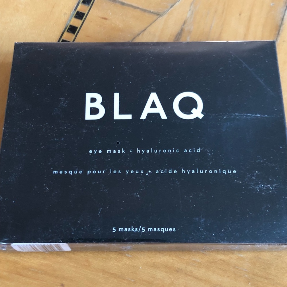 Blaq hylaraunic acid eye masks